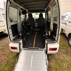 ハイゼットカーゴ4WD 97000KMスローパー リヤシートレス仕様 車いす移動車2車検付の画像