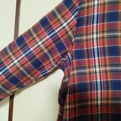 冬物シャツ　赤　LLの画像