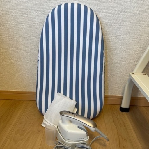 【決まりました】スチームアイロン 18年製 アイロン台セット