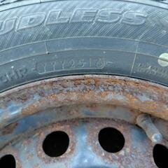 スタッドレスタイヤ　YOKOHAMA　iceguard iG30 175/70R14　鉄チンホイールの画像