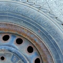 スタッドレスタイヤ　YOKOHAMA　iceguard iG30 175/70R14　鉄チンホイールの画像