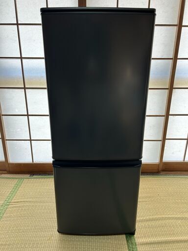 【受付終了】2022年製 三菱 2ドア冷蔵庫 146L