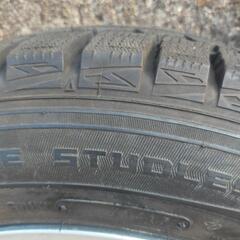 スタッドレス 185 65 15 4本セット 10000円 お気軽に質問して下さい！の画像