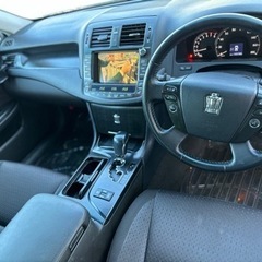 車検長期　200系クラウンアスリートの画像