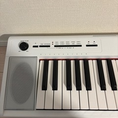 YAMAHA NP-12 電子ピアノの画像
