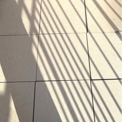 フロアタイル　石目調の画像