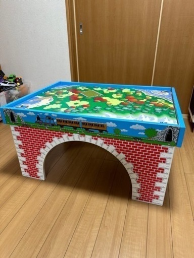 トーマス　プレイテーブル