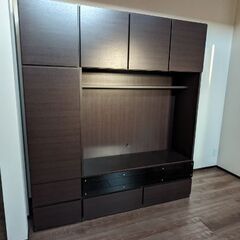 ハイタイプのテレビボードです