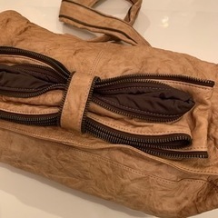 ハワイで購入本革バッグ ショルダーバッグの画像