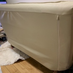 美品　レザー調おしゃれソファの画像