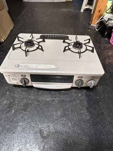 ☆中古￥8,000！Rinnai　2口ガスコンロ　家電　2017年製　KGM563BER型　【BC158】