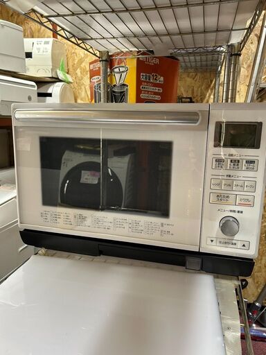 ☆中古￥10,800！IRIS OHYAMA　スチームオーブンレンジ　家電　2020年製　DMS-2402-WH型　【BC161】
