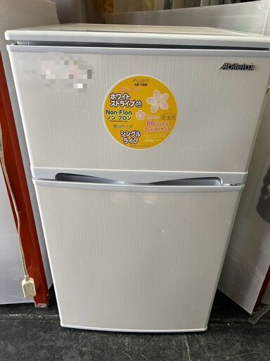 ☆中古￥7,800！Abitelax　96㍑2ドア冷蔵庫　家電　2018年製　AR-100E型　幅48㎝ｘ奥行53㎝ｘ高さ85㎝　【BC164】