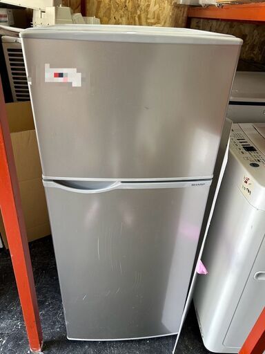 ☆中古￥11,800！SHARP　128㍑2ドア冷蔵庫　家電　2022年製　SJ-H13E-S型　幅48㎝ｘ奥行52㎝ｘ高さ116㎝　【BC165】
