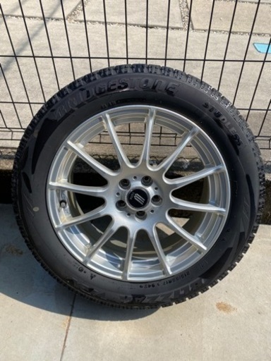 冬タイヤ(ブリヂストン、ブリザック)、ホイール(lyzer) 4本セット