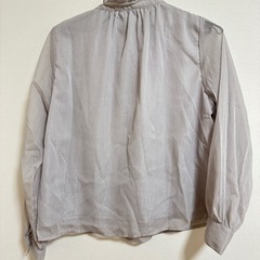 【新品】OLEVE des OLIVE シャツ　ブラウスの画像