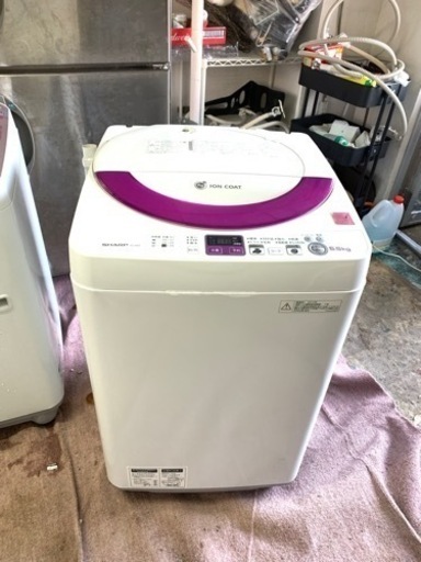 北九州市内配送無料　保証付き　シャープ ５．５ｋｇ全自動洗濯機 ES-55E9