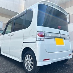 快適なターボ車‼️月々9千円〜分割可❗️車検2年付き！【名義変更代込み】広い車内！大人気‼️ダイハツ タントカスタム☆HDDナビ付き☆走行中DVD観れます☆社外アルミ☆事故修復歴無し☆電動スライドドア☆ドライブレコーダー☆そのまま乗って帰れます！の画像