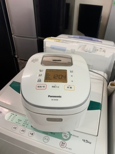 配送可能　保証付き　パナソニックSR-HB108-W 炊飯器 ホワイト [5.5合 /IH]