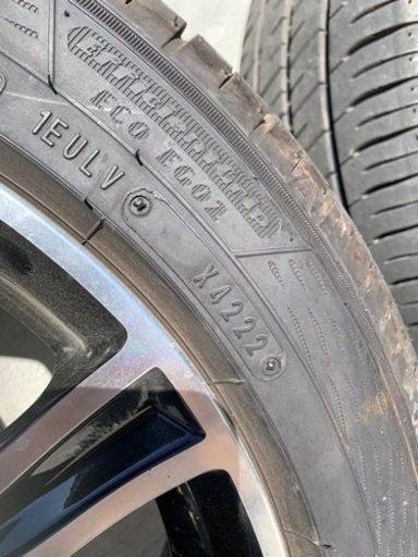 車のパーツ タイヤ、ホイール