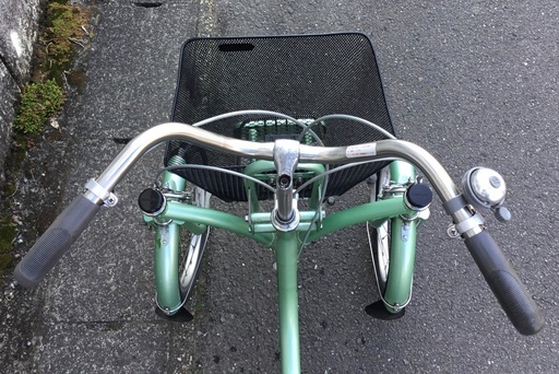 ＜整備済・美品＞ブリヂストン・ミンナ三輪自転車・グリーン 鍵付き・前二輪で乗りやすいです