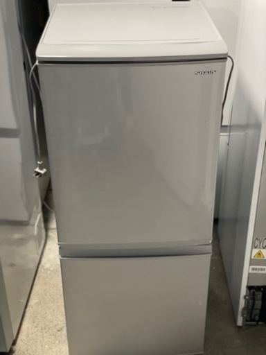 送料・設置込み可　冷蔵庫　137L SHARP 2020年