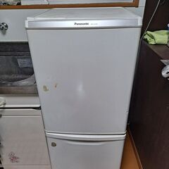 冷蔵庫 Panasonic NR-B145Wの画像