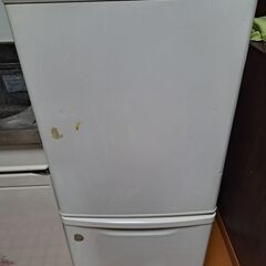 冷蔵庫 Panasonic NR-B145Wの画像