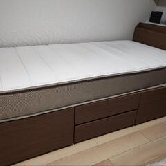 【取引先確定しました】シングルベッド、マットレス【1年半使用品、...