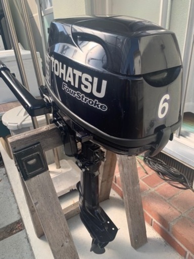 トーハツ6馬力船外機