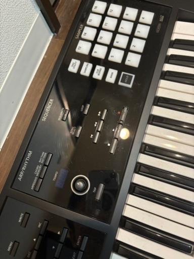 【応値下げ交渉】Roland FA06  キーボード　シンセサイザー　スタンド付き Amazon | Roland FA-06-SC シンセサイザー 限定ホワイト 61鍵盤