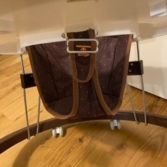 確定中【お届け応相談】歩行器baby craft ブラウンの画像