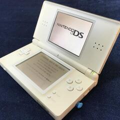 ニンテンドーDS lite 本体 + ゲーム６種類(女の子向け)の画像