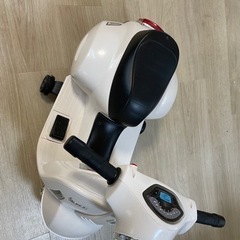 子ども用おもちゃ　バイクvespa　　　　の画像