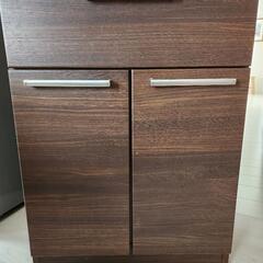 家具 ドレッサー　食器棚の画像