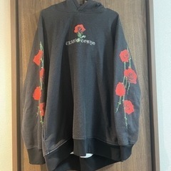 TRAVAS TOKYO 赤薔薇パーカーの画像