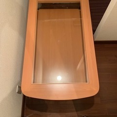 ガラステーブル(ご自宅まで配送可能)の画像