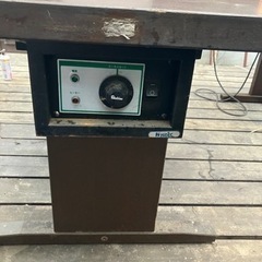 電気式お好み焼きテーブルの画像