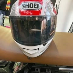 フルフェイスの画像