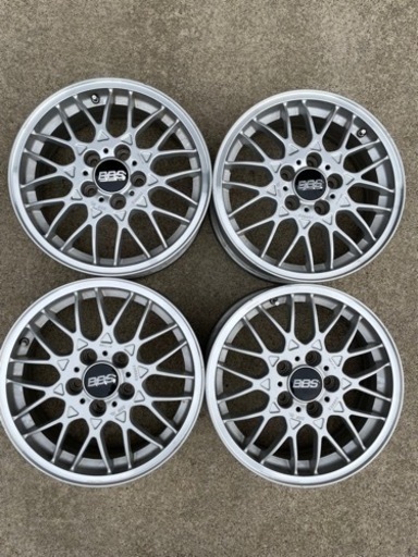 車のパーツ タイヤ、ホイール