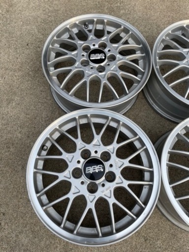 車のパーツ タイヤ、ホイール