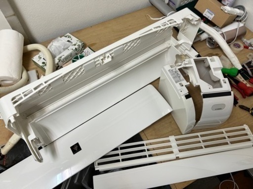 SHARP 冷暖房エアコン5.6k 商談中です200V 標準の設置まで込みです