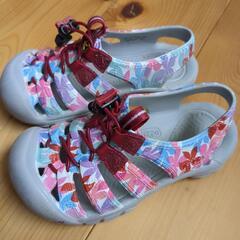 KEEN サンダル 18cmの画像