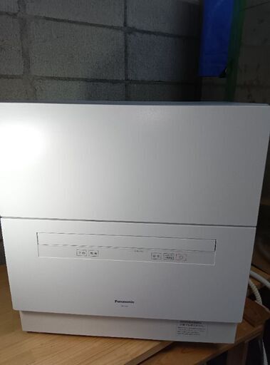 取引終了 Panasonic  電気食器洗い乾燥機 NP-TA4/2021年制【中古【美品【通電確認済