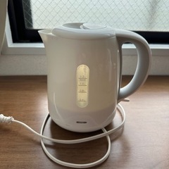 ニトリ　電気ケトル　キッチン家電