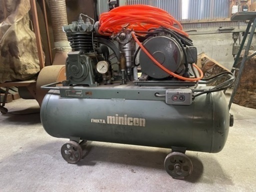 コンプレッサー　Iwata minicom
