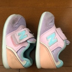 【お洒落柄^_^】new balanceニューバランス　スニーカー　13.5cmの画像
