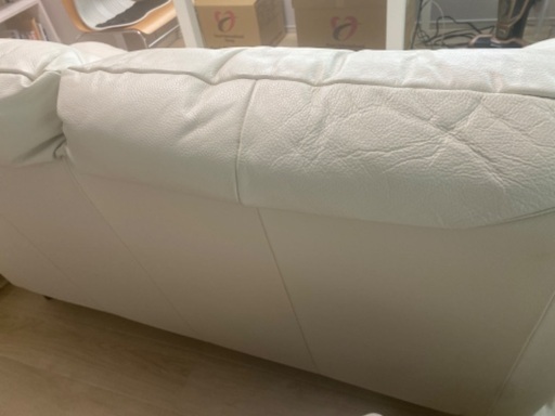 本革のソファー売ります。
