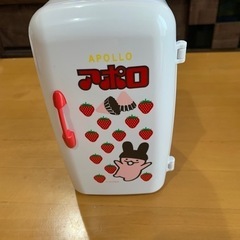 冷蔵庫型ペンスタンド　16色クレヨンの画像