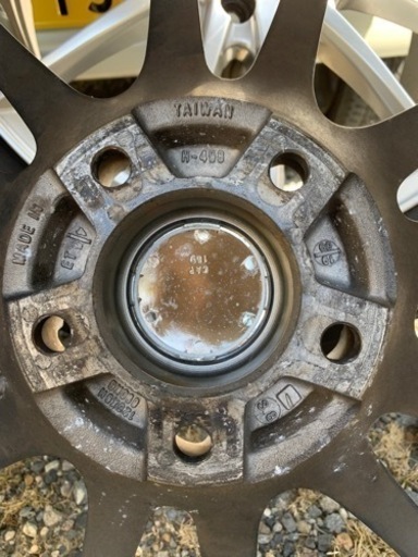 お値下げ致しました！　　235/60R18  アルミホイルタイヤ4本セット